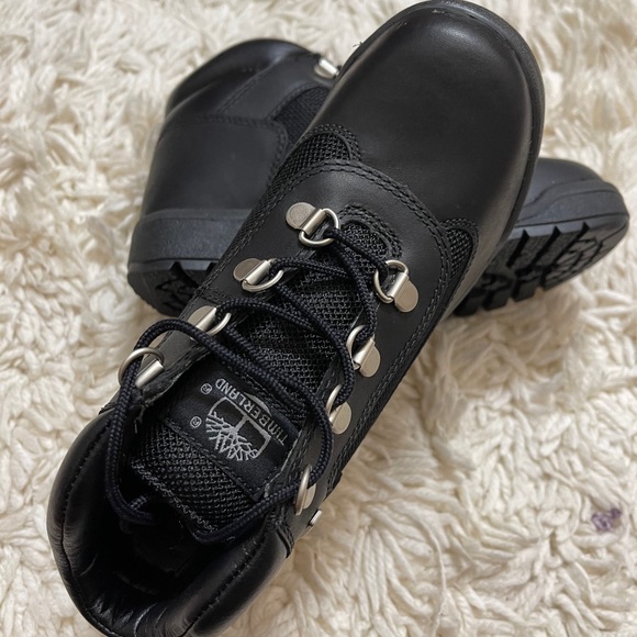 Children’s Timberland Field Boots Sz. 2 - Picture 2 of 10